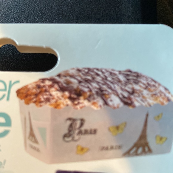 Buttercream conserve paper bakeware 1-3/5”x1-3/5”  & 3-1/5”x 1-1/5” x 1-2/5” - Picture 8 of 11